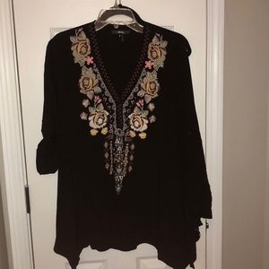 Black tunic with embroidered detail